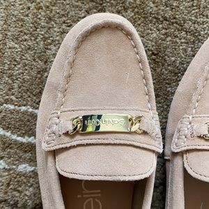 Brand new Flats. Perfect for fall